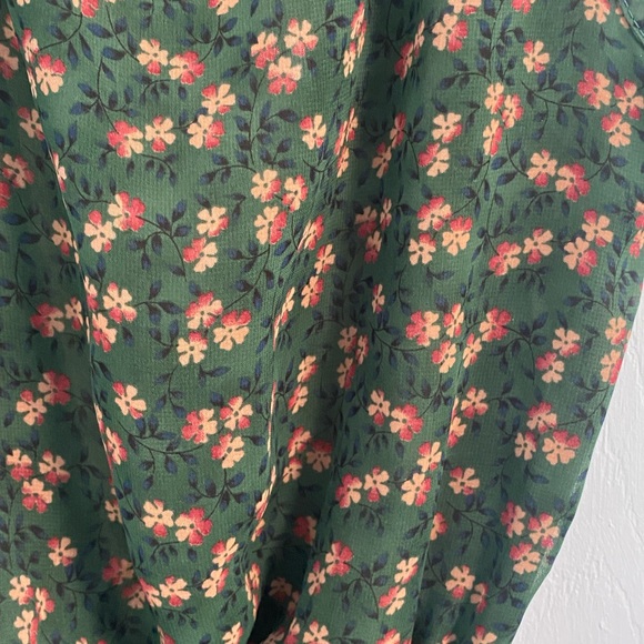 Green Peter Pan Collar Dress - Picture 2 of 4